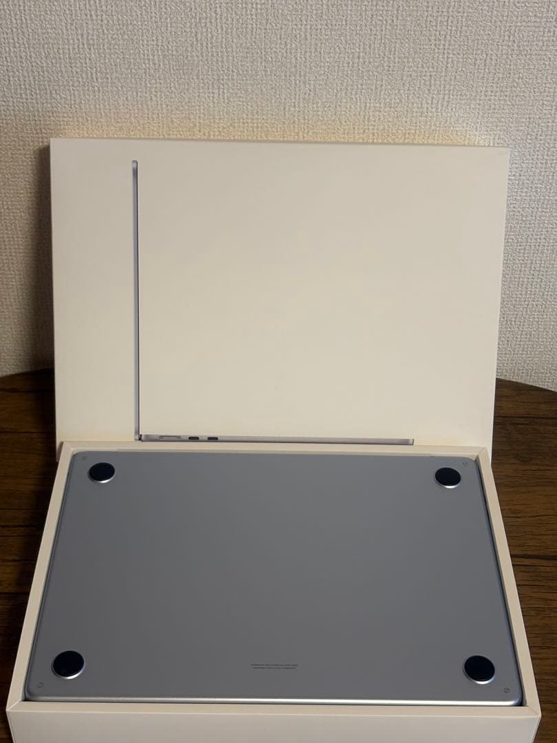 MacBook Air M4 メモリ16GB/SSD512GB13インチ