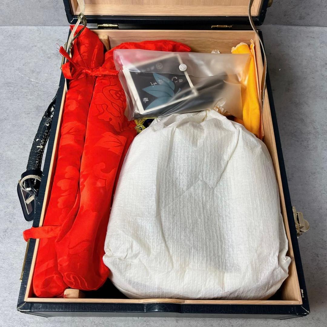 三味線 細棹 正寸 紅木 金ホゾ 子持ち綾杉 2枚溝 K18刻印