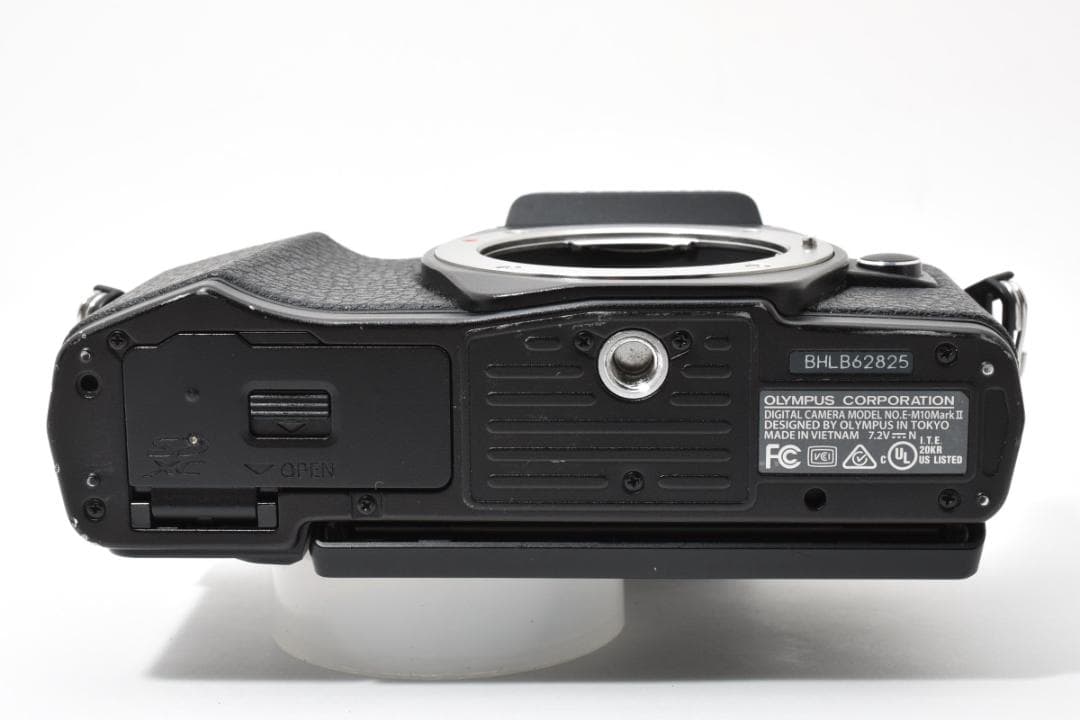 オリンパス　OLYMPUS OM-D E-M10 Mark II　ミラーレス一眼