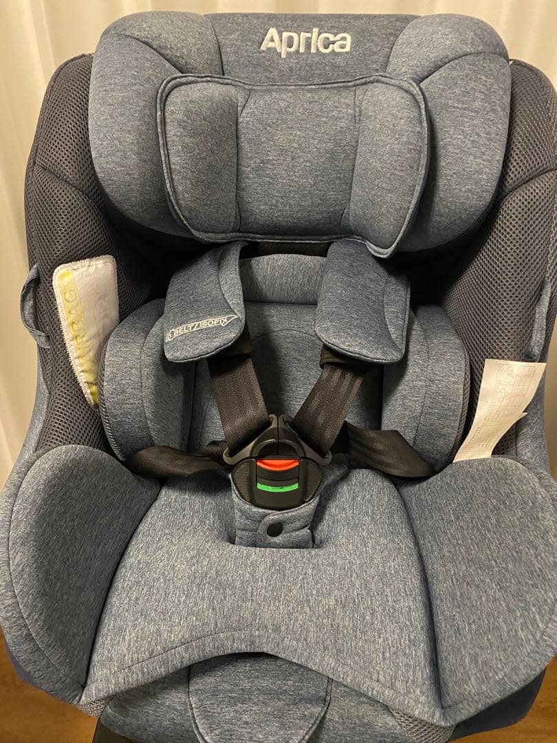 アップリカ　チャイルドシート　クルリラAD 360度回転　ISOFIX＆ベルト