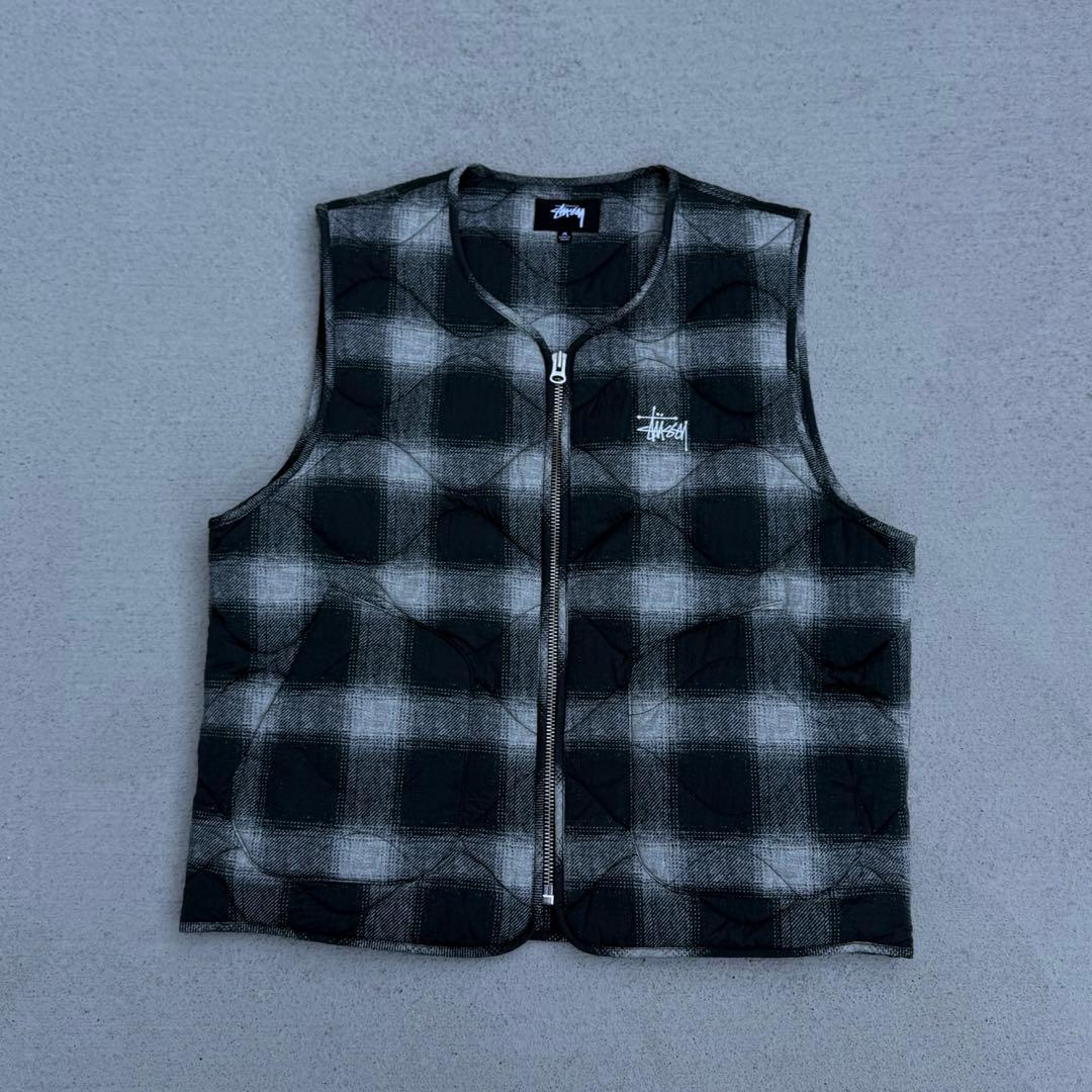 パ*ク様 stussy キルティングベスト　Ｍ