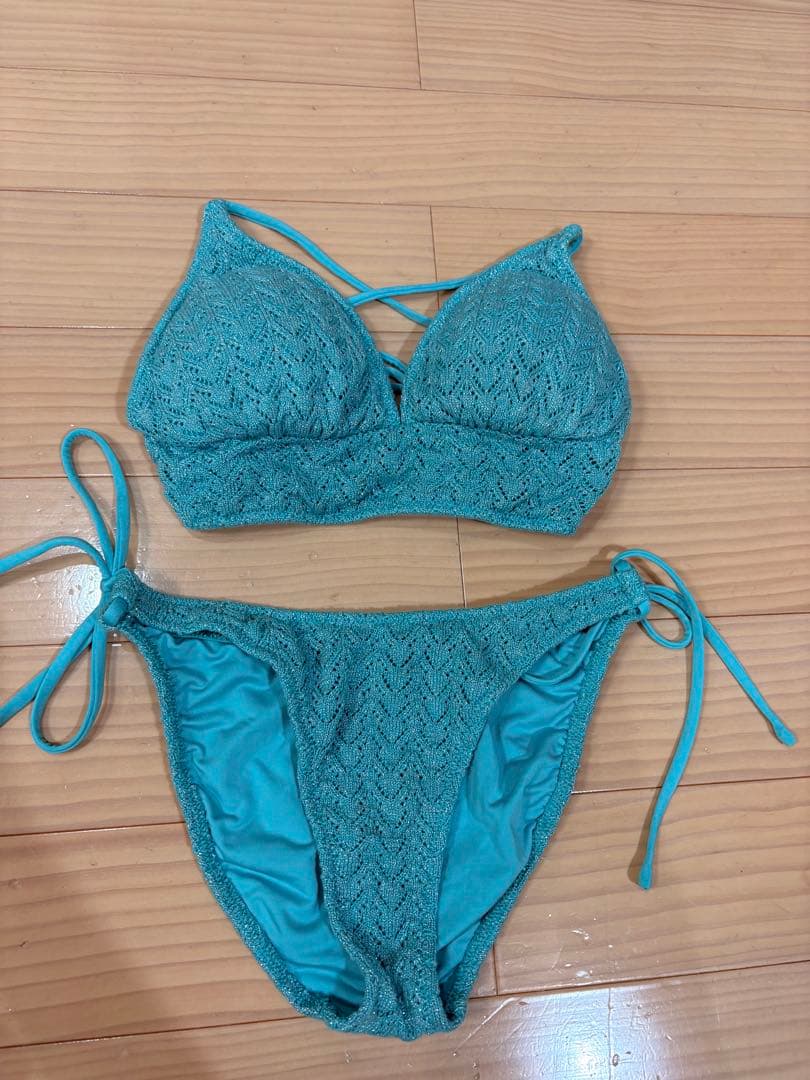 さ*ほ様 【美品】ALENCY ラメニットビキニ EMERALD GREEN ギ