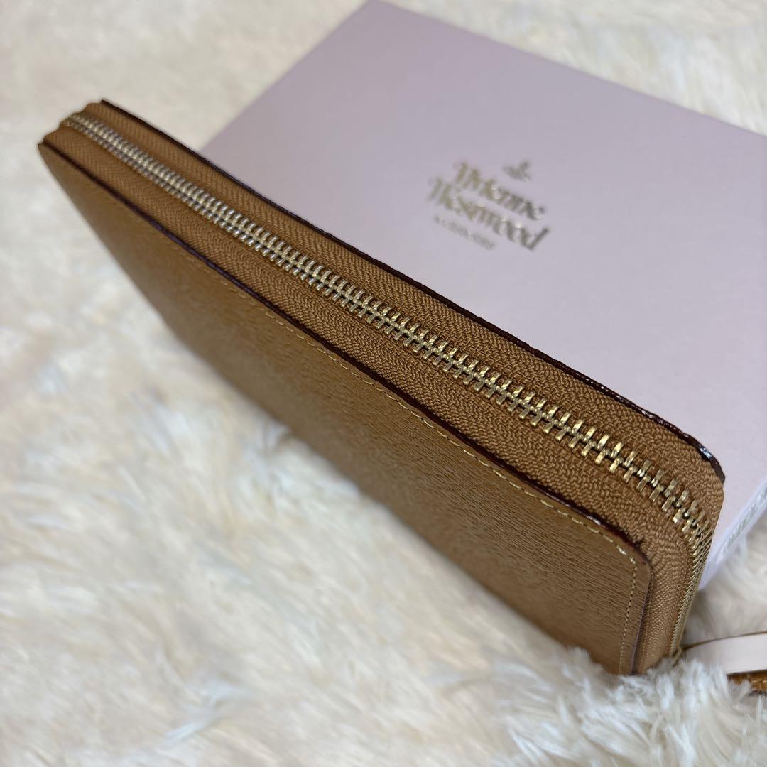 未使用 Vivienne Westwood 長財布 ラウンドジップ オーブ