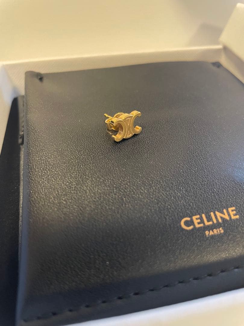CELINE トリオンスタッズゴールドピアス(片耳用)