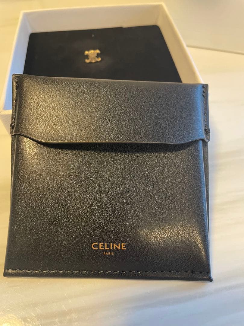 CELINE トリオンスタッズゴールドピアス(片耳用)