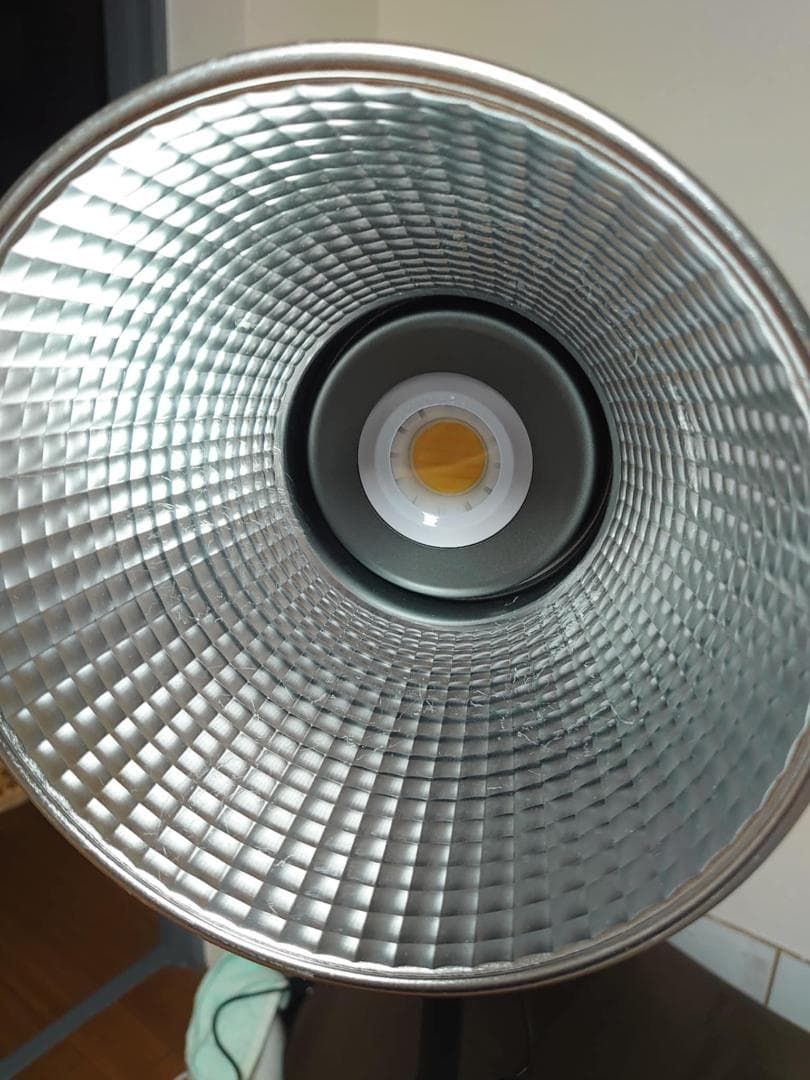 【Aputure】Amaran 100X(撮影用ライト 2700k-6500k)