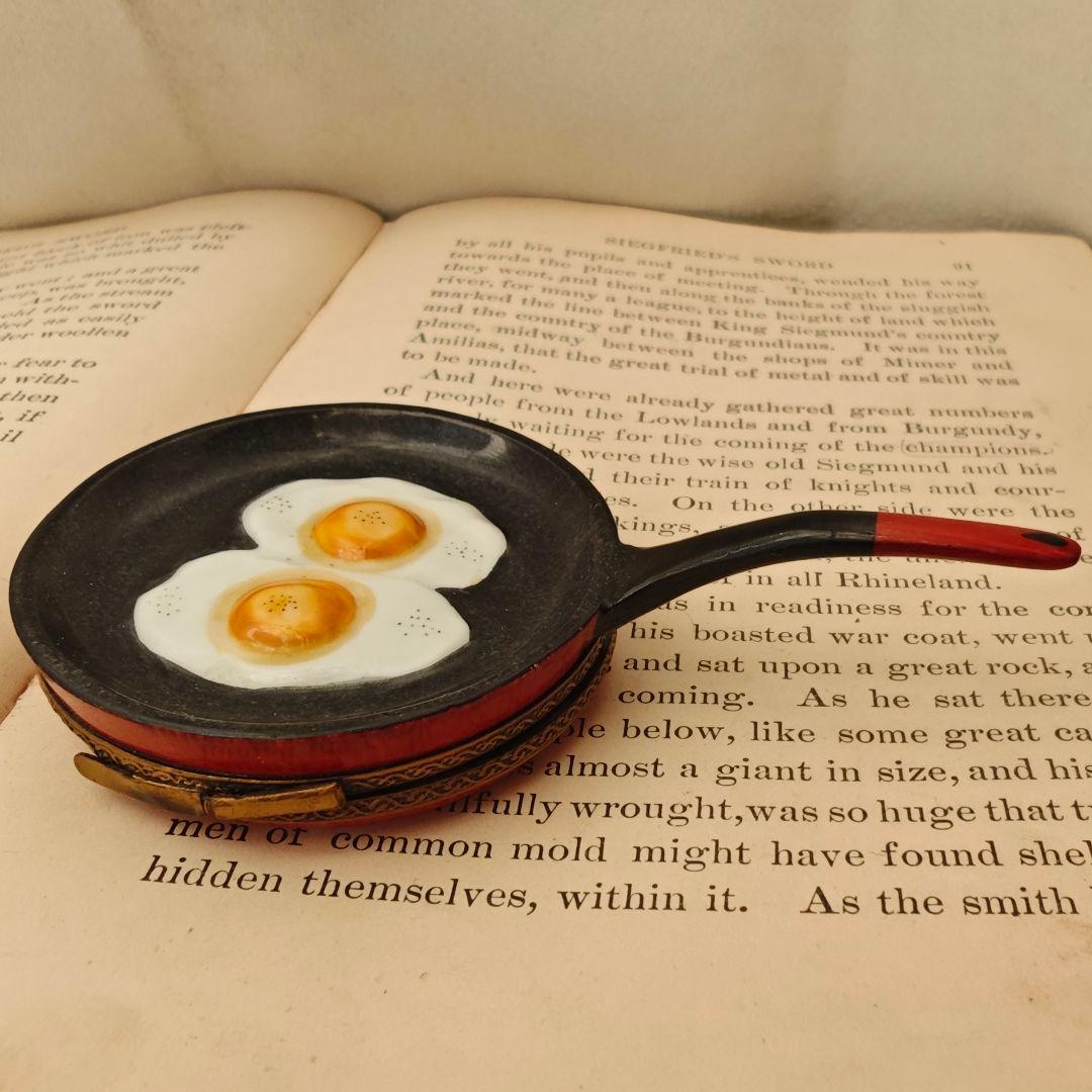 リモージュボックス　目玉焼きフライパン　ミニチュア　フランス製　小物入れ