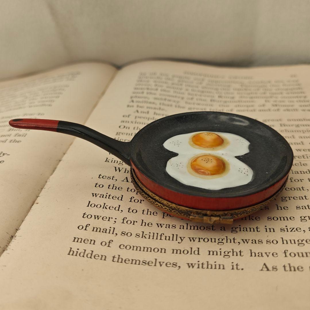 リモージュボックス　目玉焼きフライパン　ミニチュア　フランス製　小物入れ