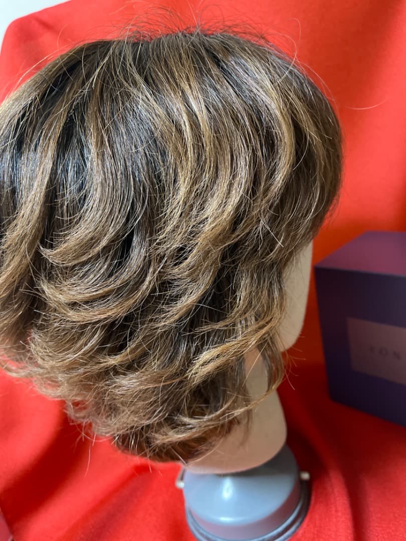 ブラウンウェーブウィッグ　フォンテーヌ　パルコ