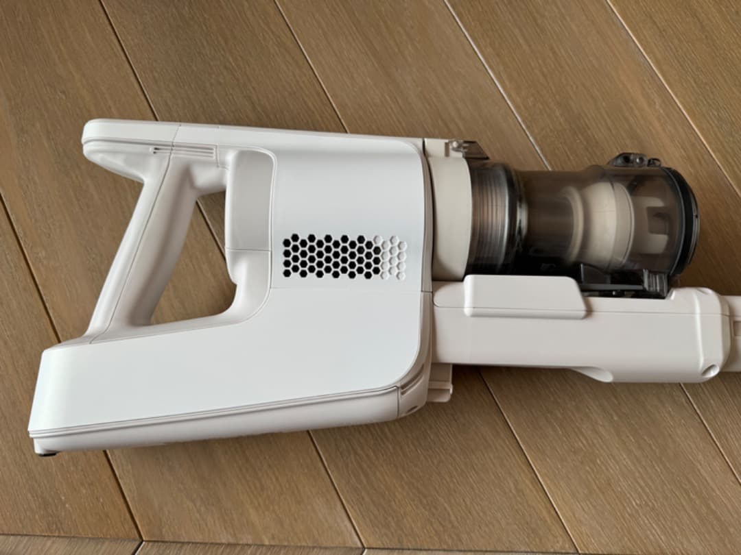 Panasonic充電式掃除機　MC-SBU840K 2021年製