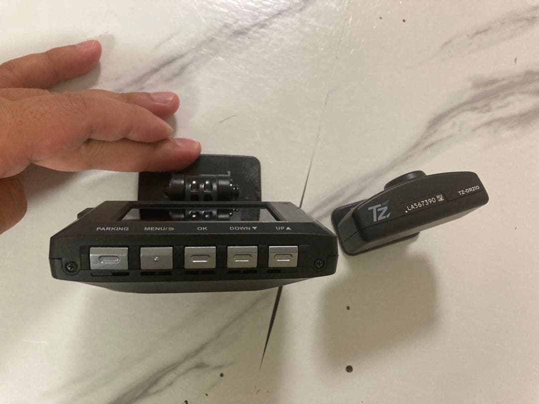 コムテック DC-DR652 前後2カメラ　ドライブレコーダー　DR210