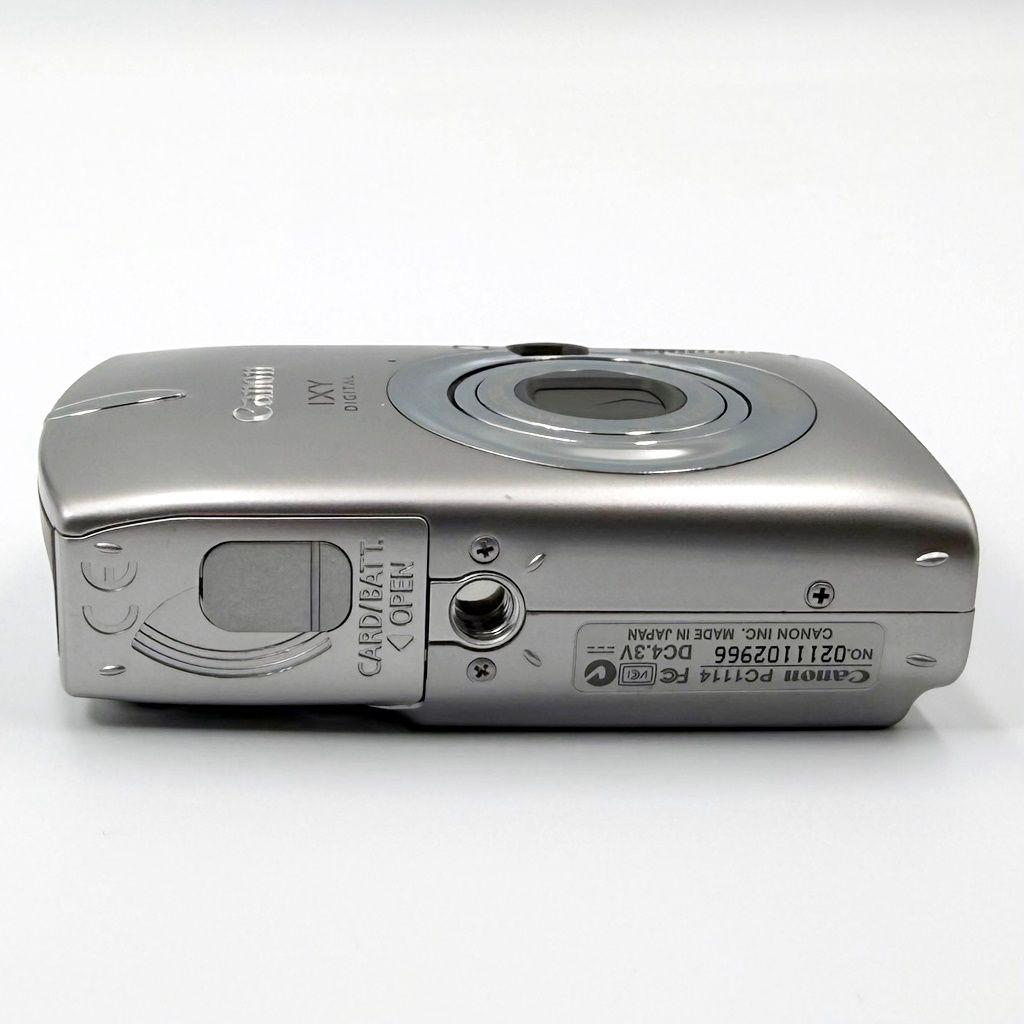 【美品】キヤノン IXY DIGITAL 600 シルバー コンデジ カメラ