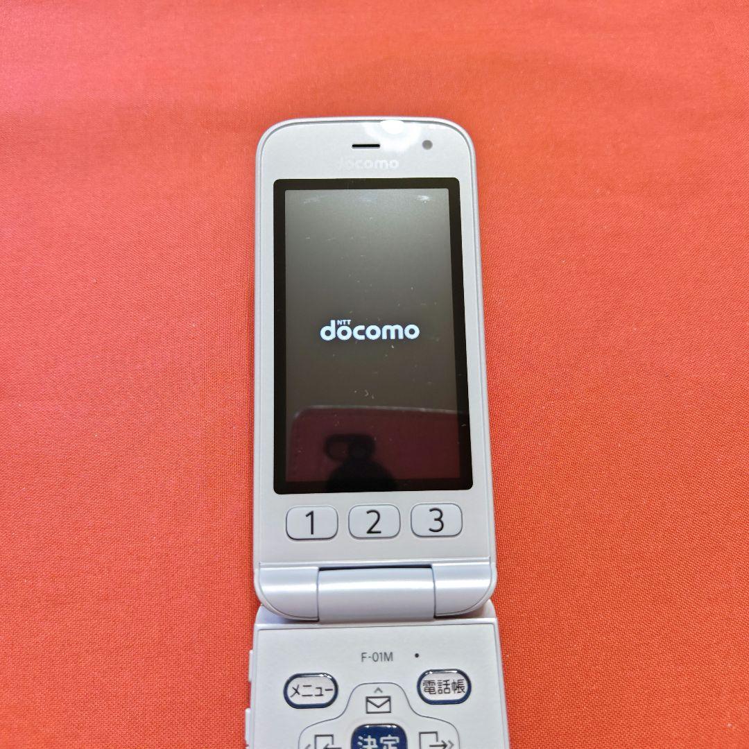 らくらくホンF-01M　ドコモらくらくホン　F01M