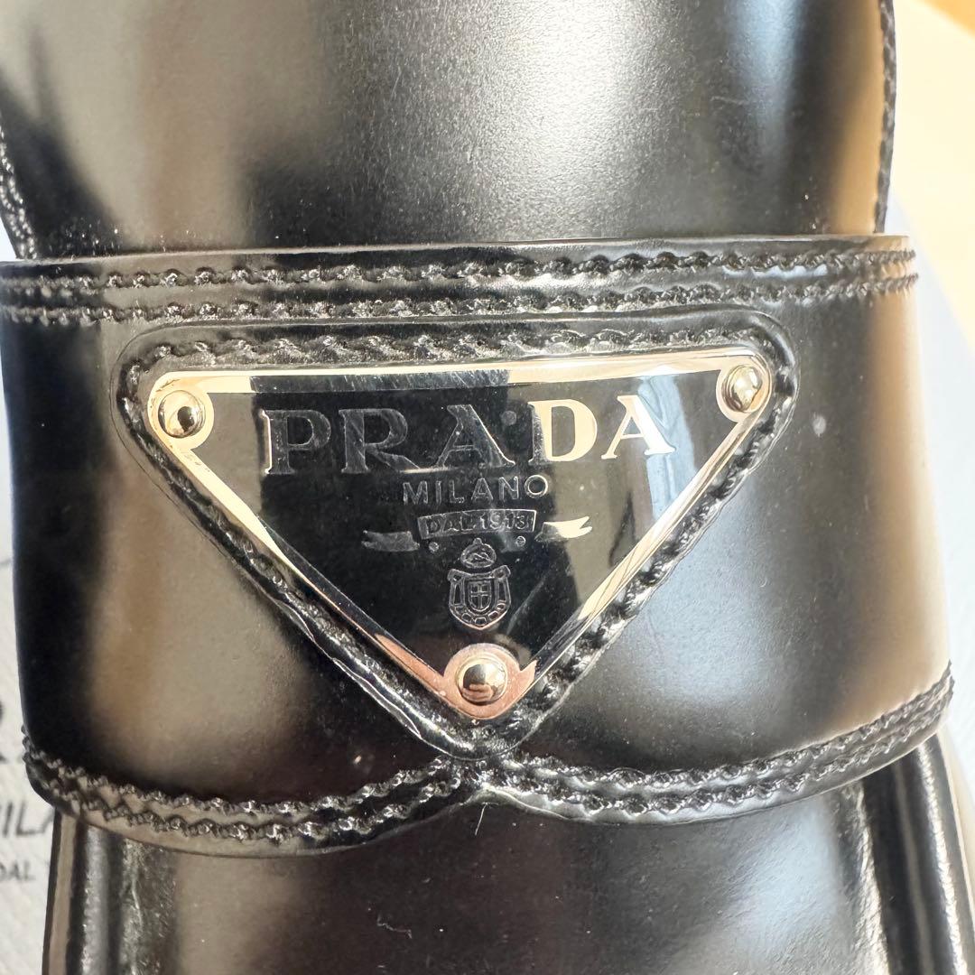 【美品】プラダ チョコレート ブラッシュドレザー ローファー 41 希少 黒