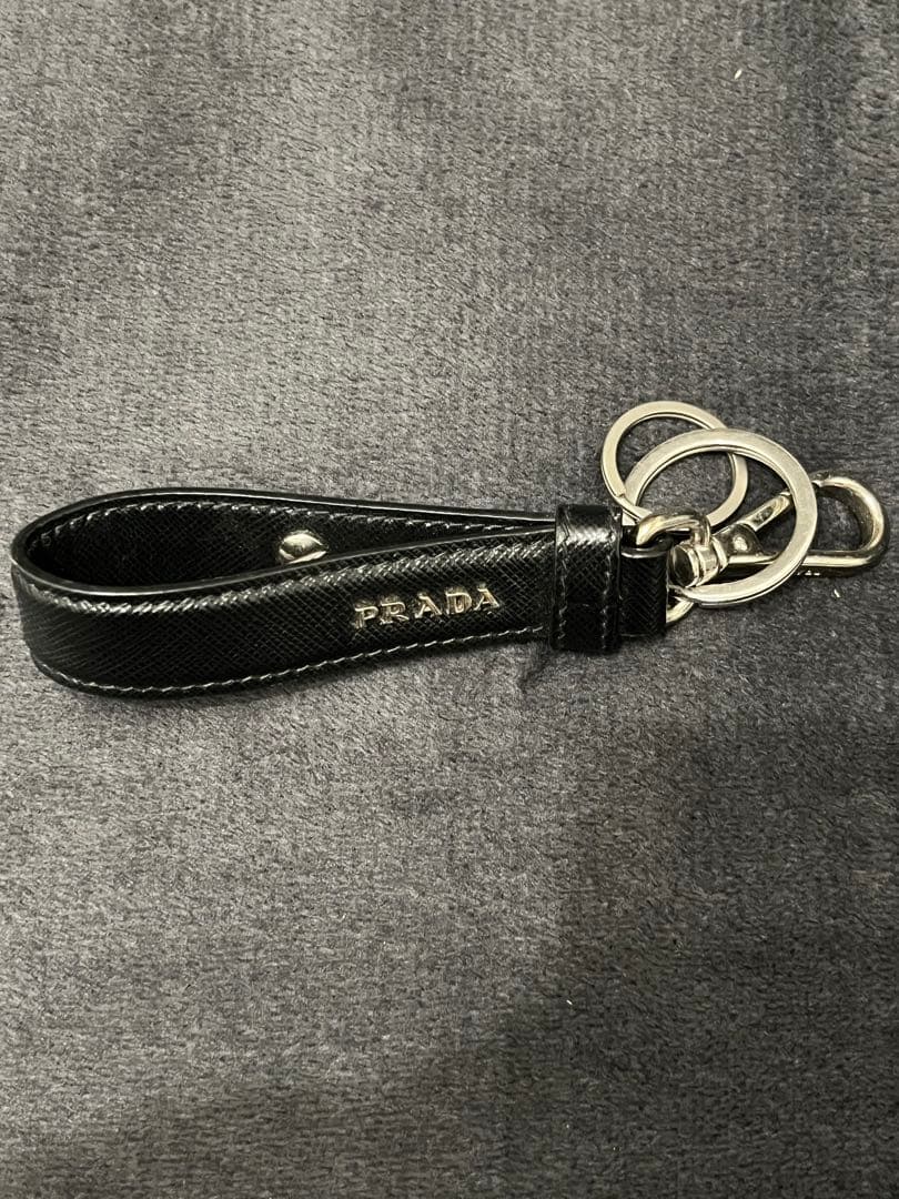 最終値引中【箱・タグ付き】PRADA キーリング・ブラック　ナイロン