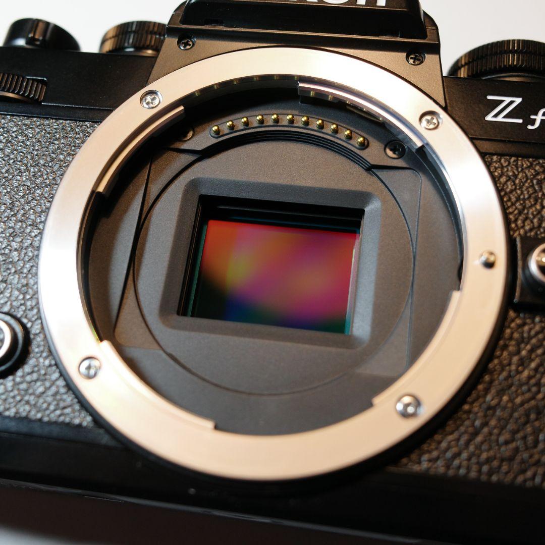 Nikon Z fc ミラーレスカメラ