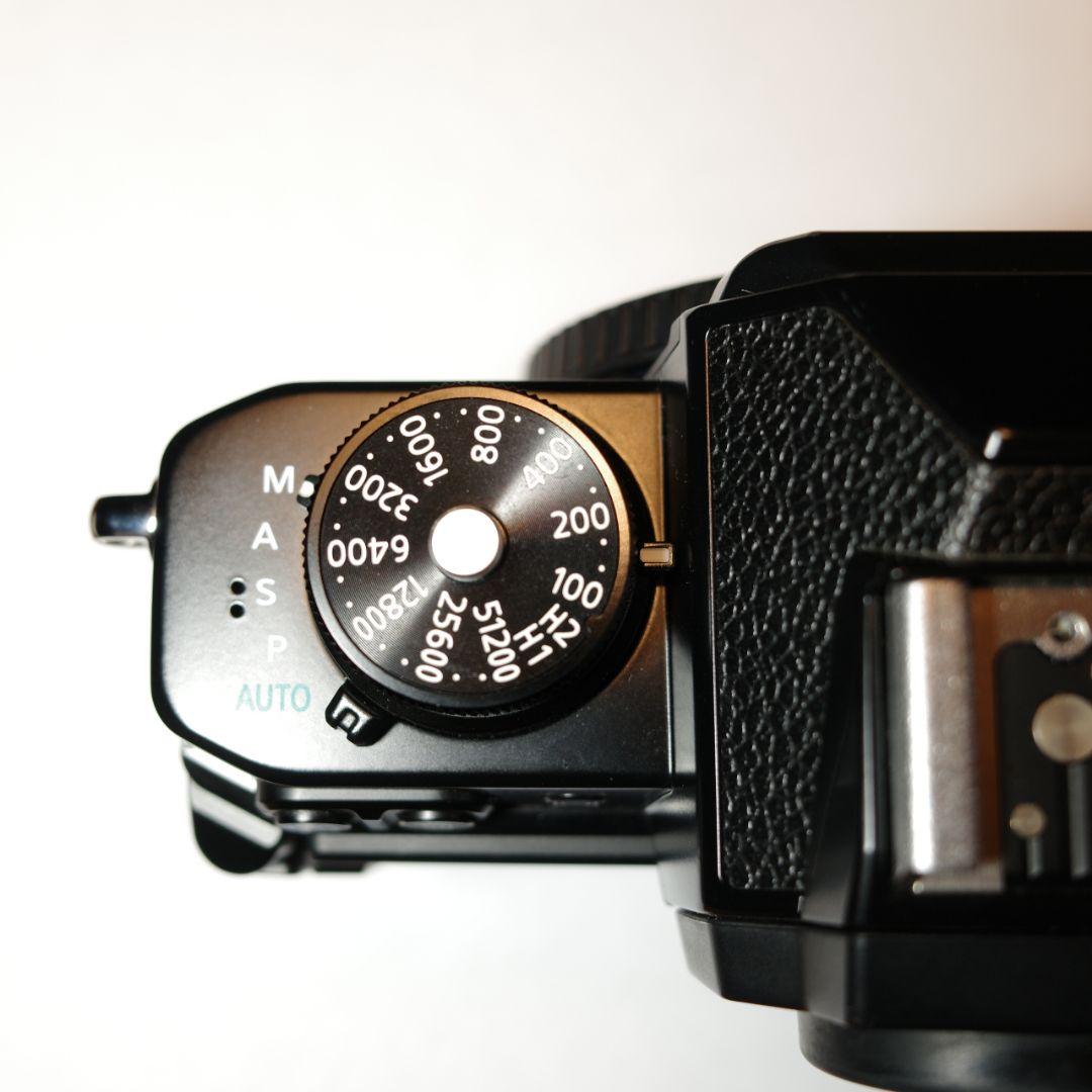 Nikon Z fc ミラーレスカメラ