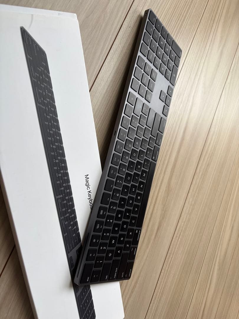 セット: Magic Trackpad & Magic Keyboard