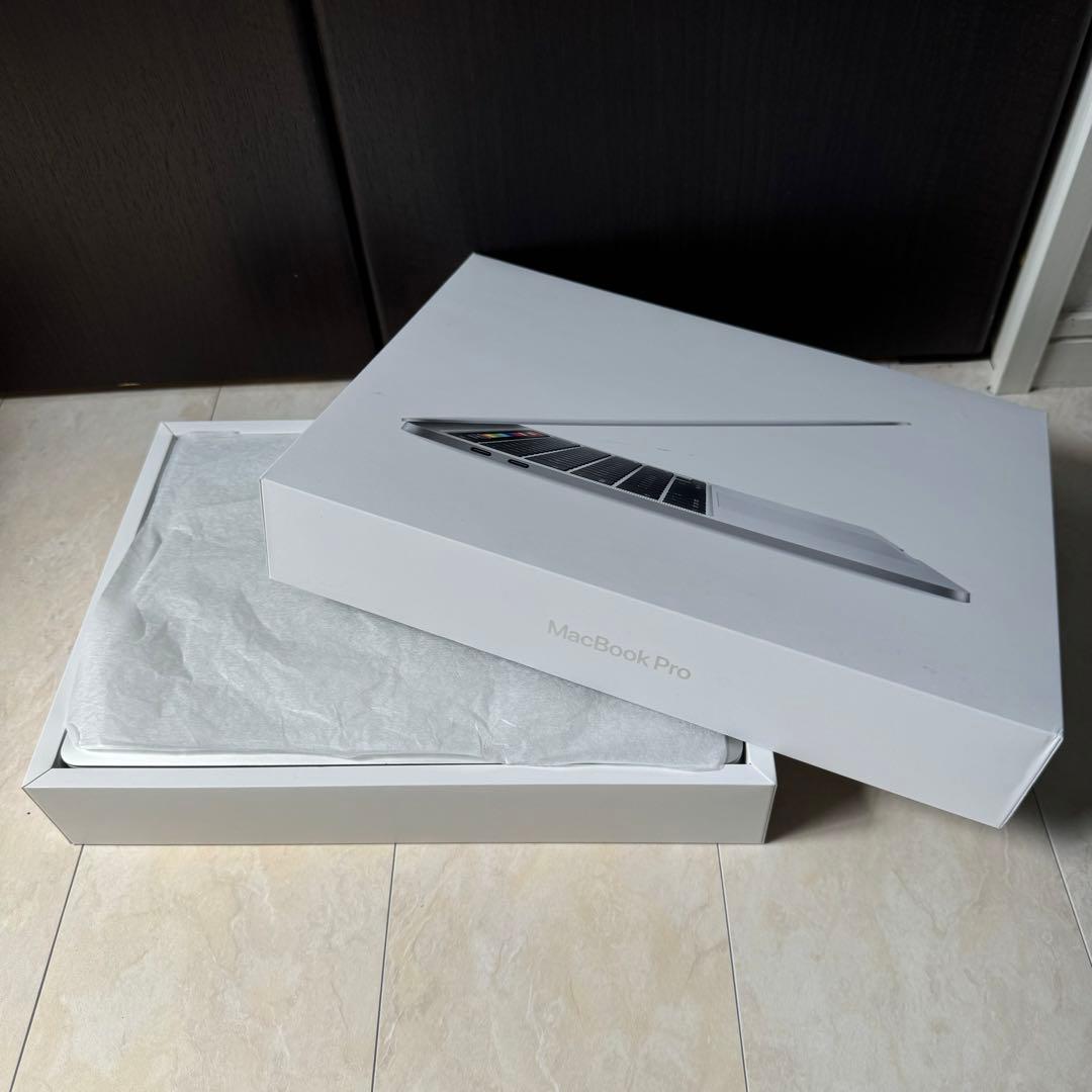 MacBook Pro 13インチ 2020年 8GB