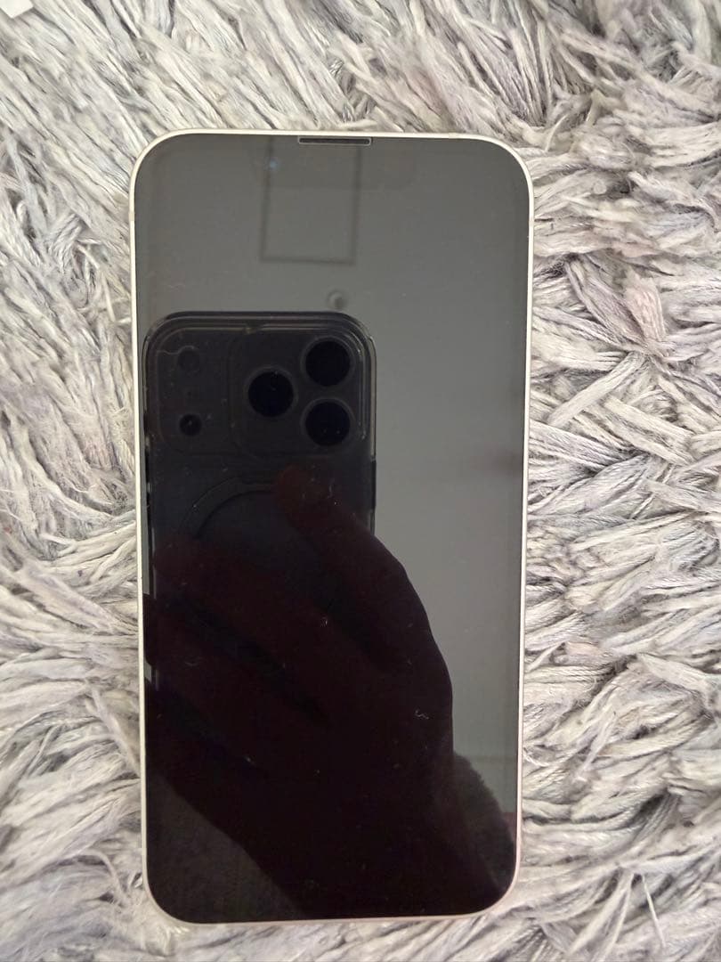 美品 Apple iPhone 13 mini ホワイト128GB SIMフリー