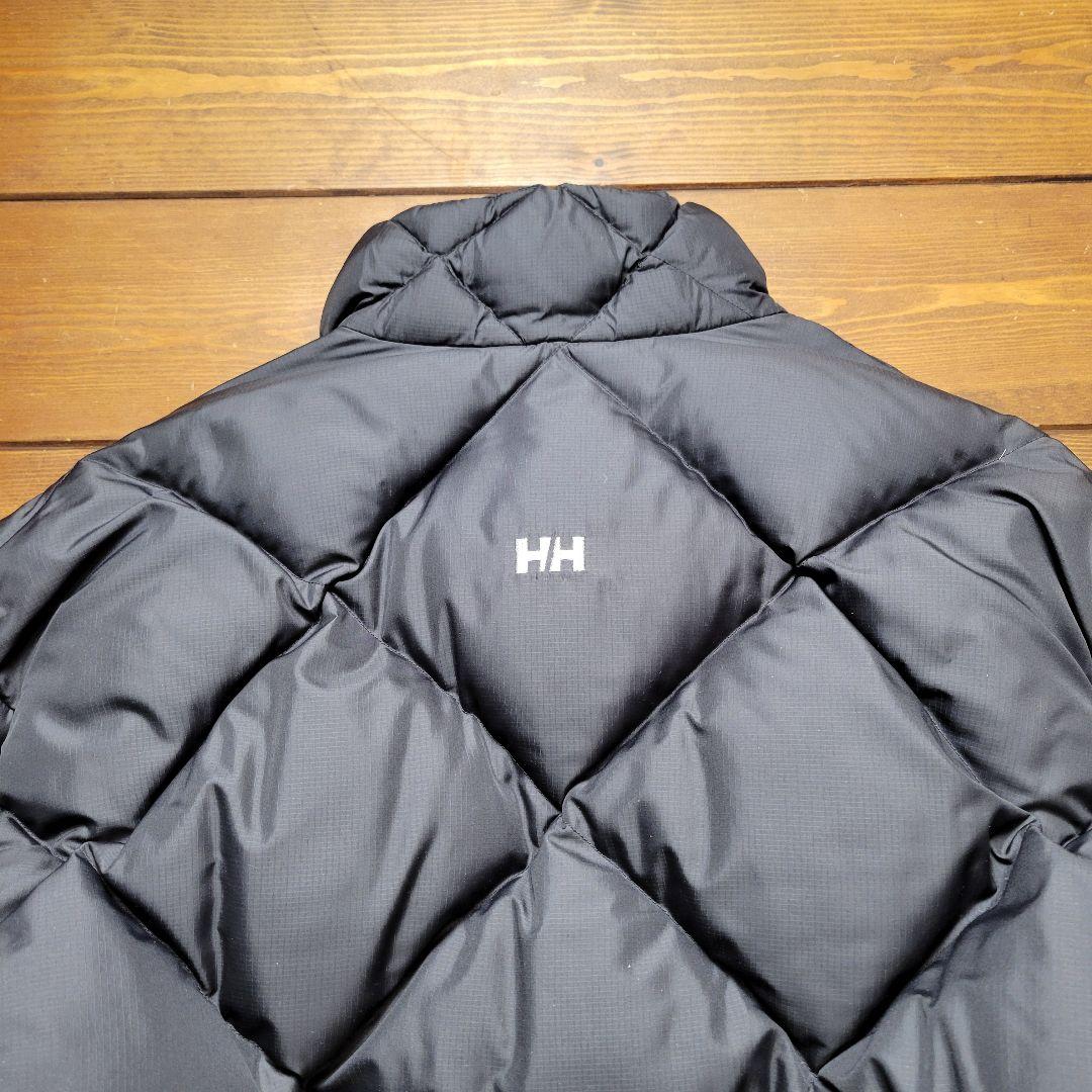 【今季注目】ヘリーハンセン キルティング ダウンジャケット ドローコード 短丈