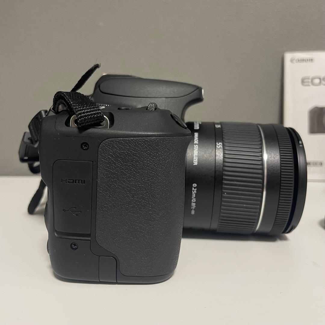 canon eos kiss x9 EF-S18-55ISSTMレンズキット