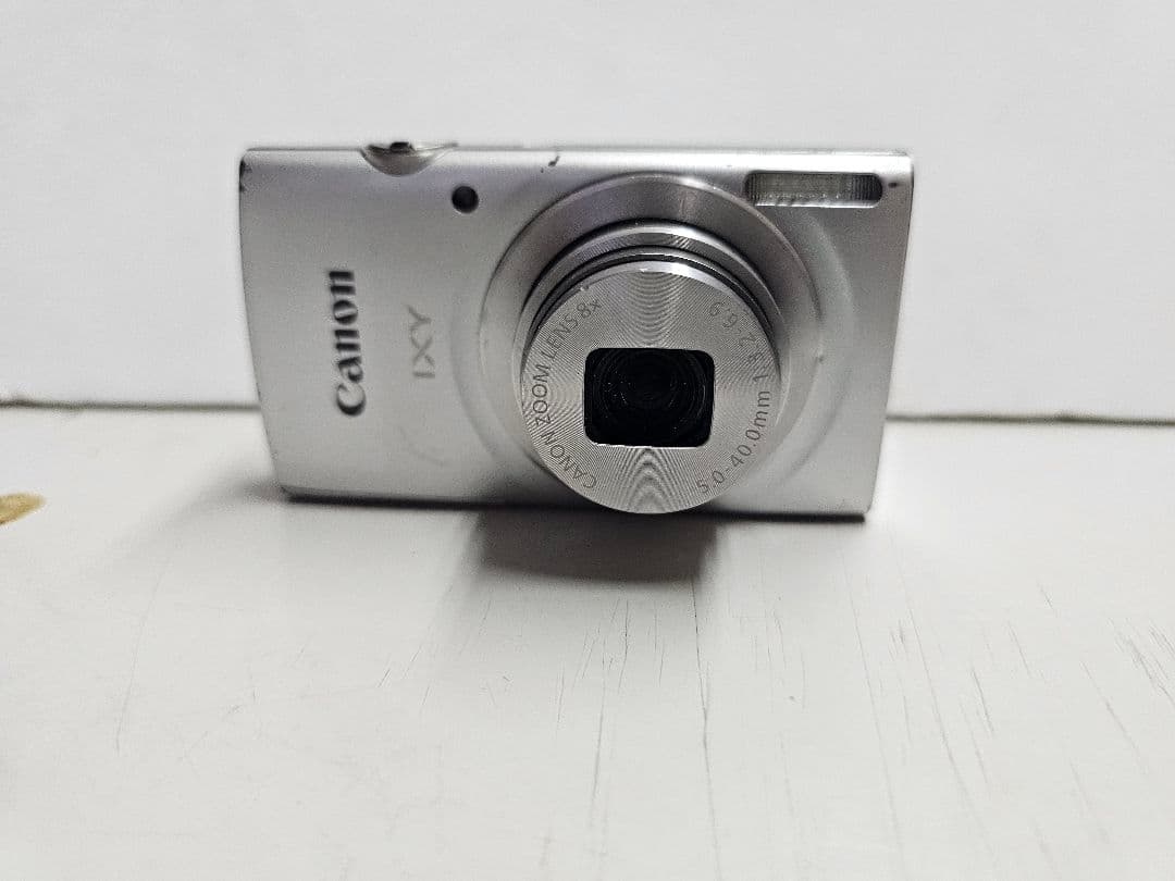 Canon IXY 200 シルバー コンパクトデジタルカメラNo1