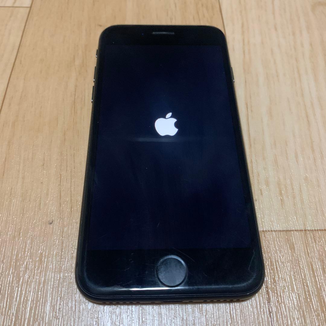 Apple iPhone8 ブラック