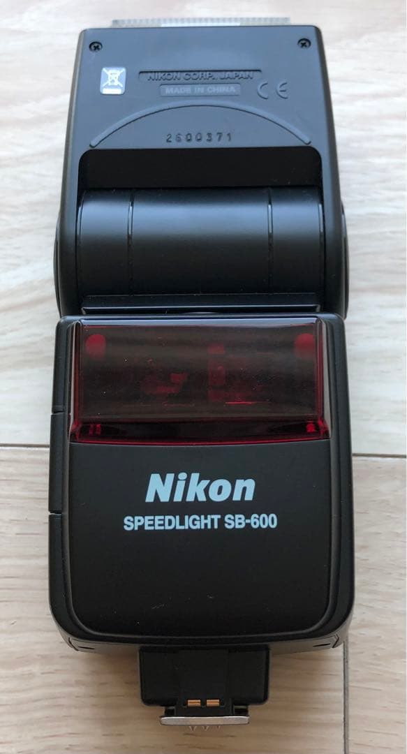 Nikon D80デジタル一眼レフ+55-300mmレンズ+スピードライト