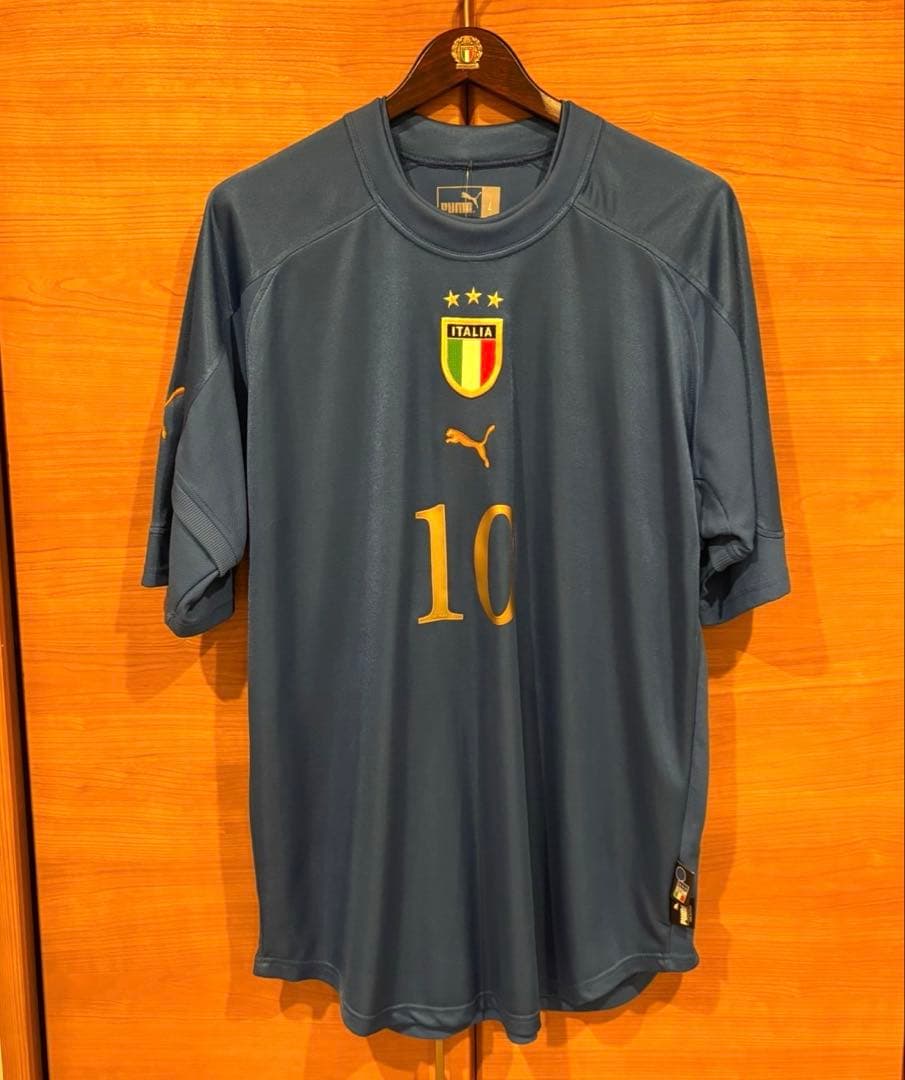 新品PUMAサッカーイタリア代表バッジョ引退記念ユニフォーム