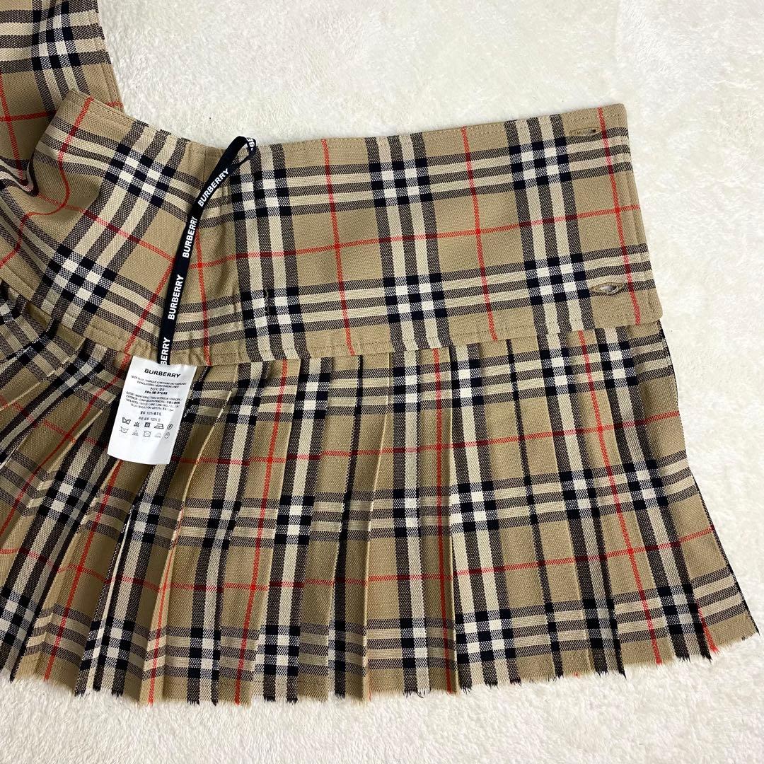 【未使用☆即売】バーバリー ノバチェック スカート プリーツ ベルト 現行 XS