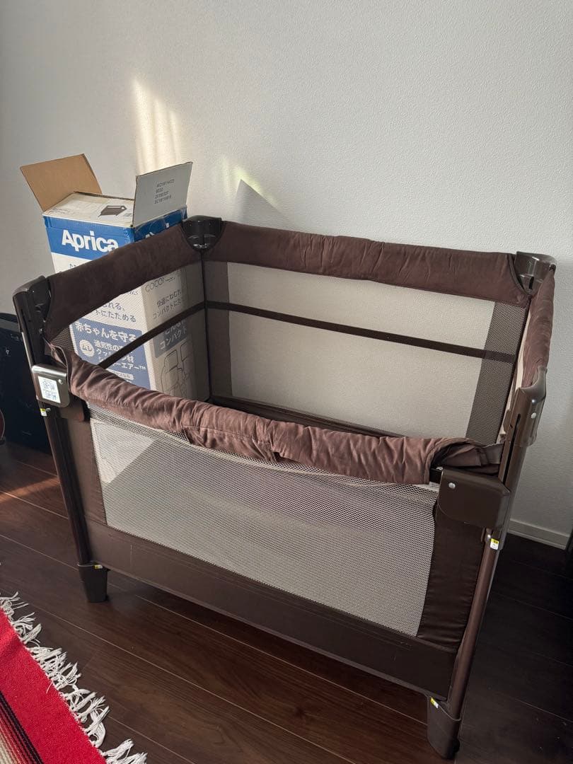 Aprica ベビーベッド　アップリカ　ココネルエアープラス