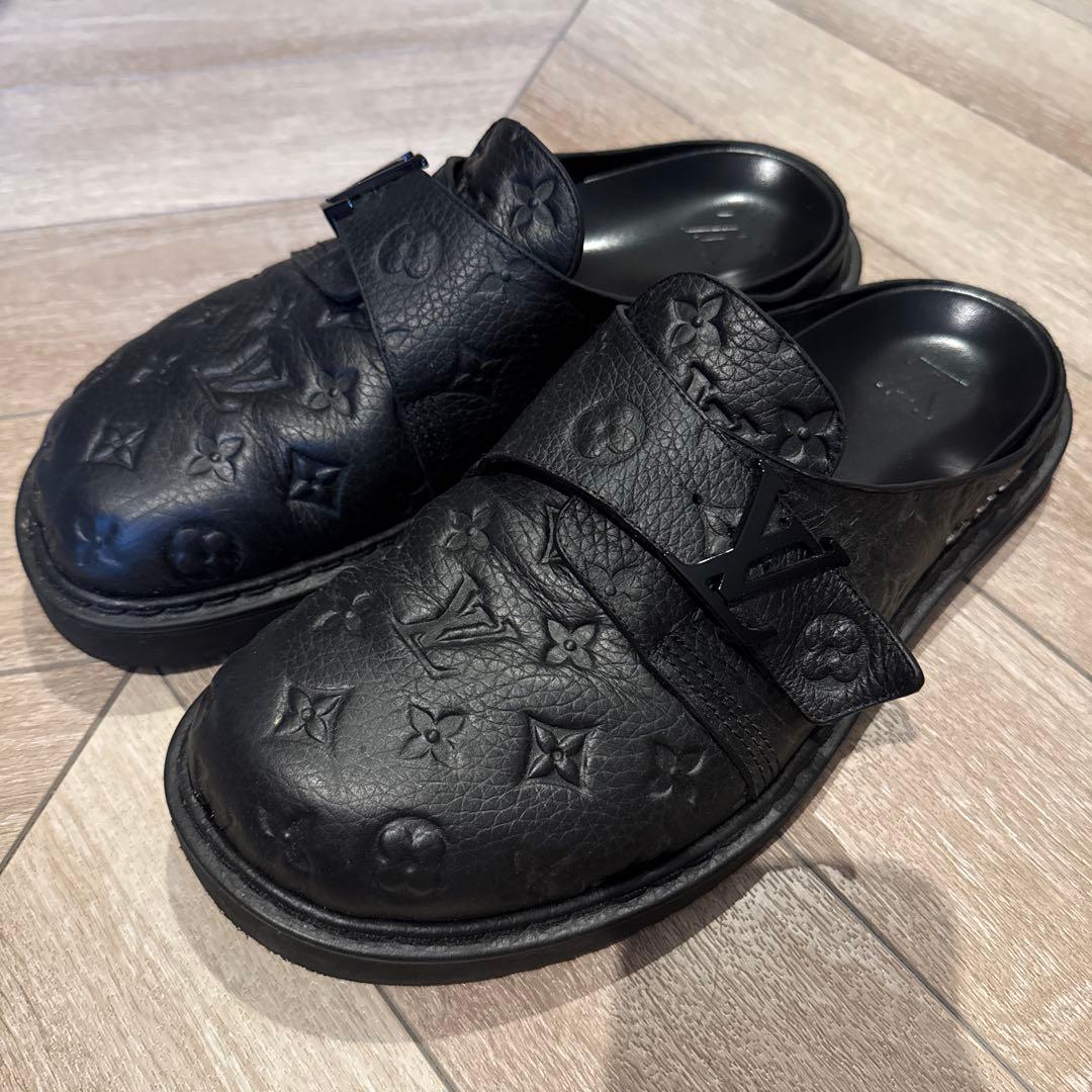 Louis Vuitton ブラック スリッポンサンダル