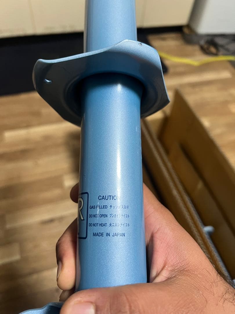 KYB カヤバ ショックアブソーバー フロント2本ワゴンR MH34S 送料無料