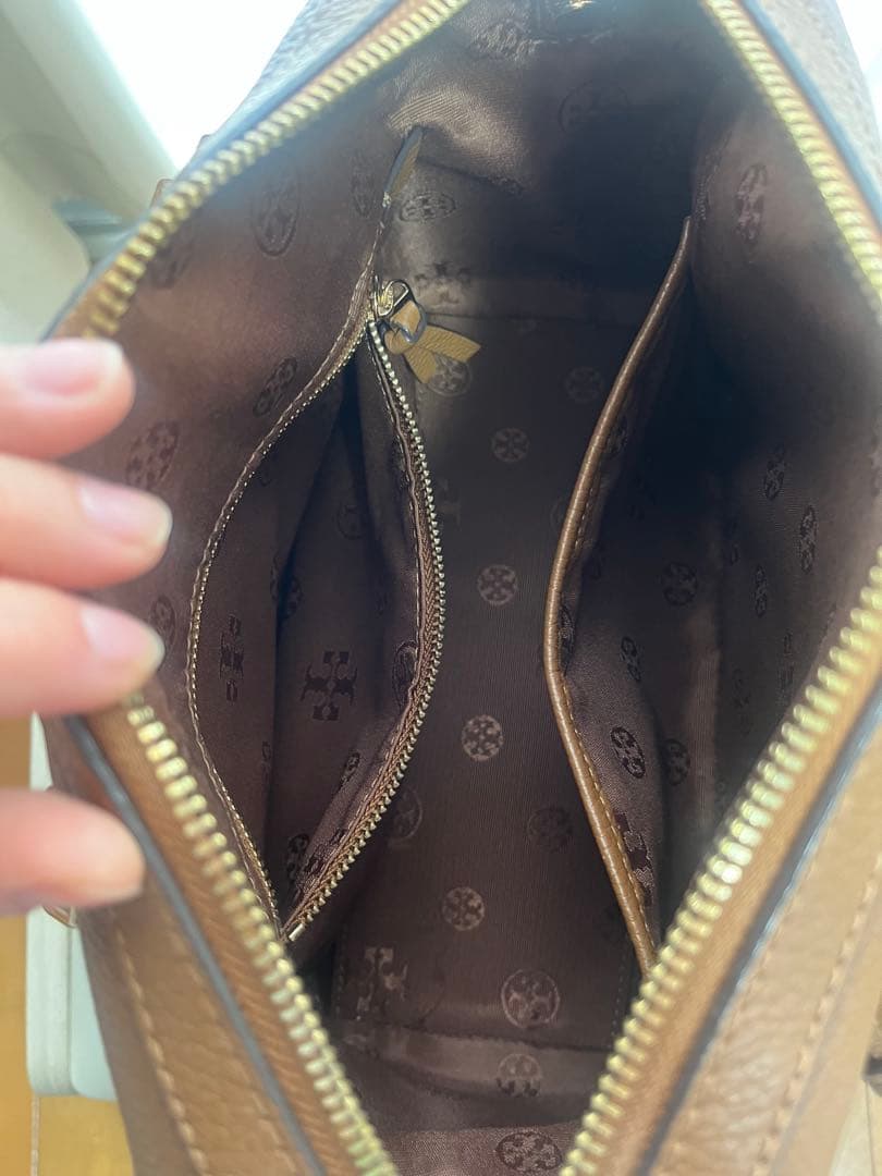 な*ぺ様 ブラウンレザー ハンドバッグ タッセル付き