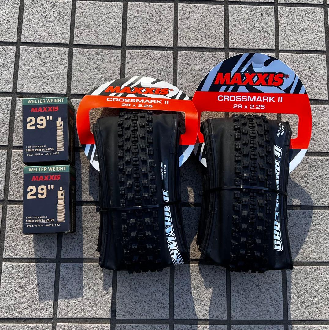 MAXXIS CROSSMARK II 29*2.25チューブ付きセット
