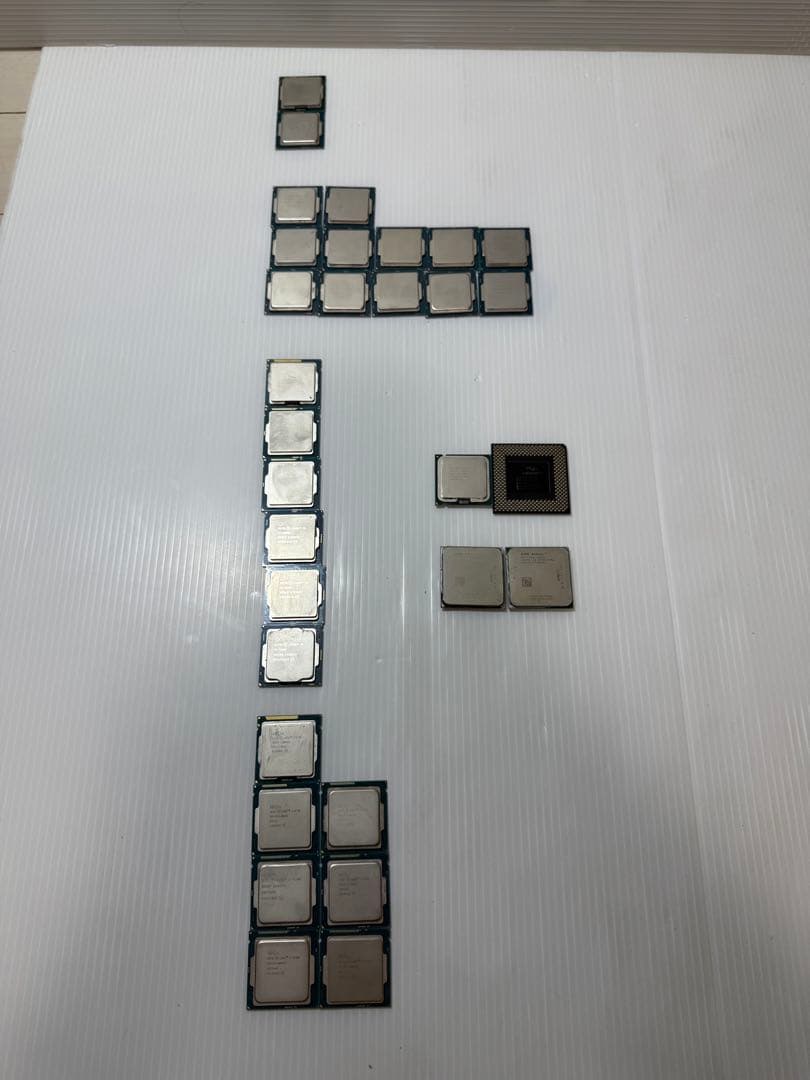 Intel インテル CPU i7 i5 i3 等合計31枚ジャンク品まとめ売り