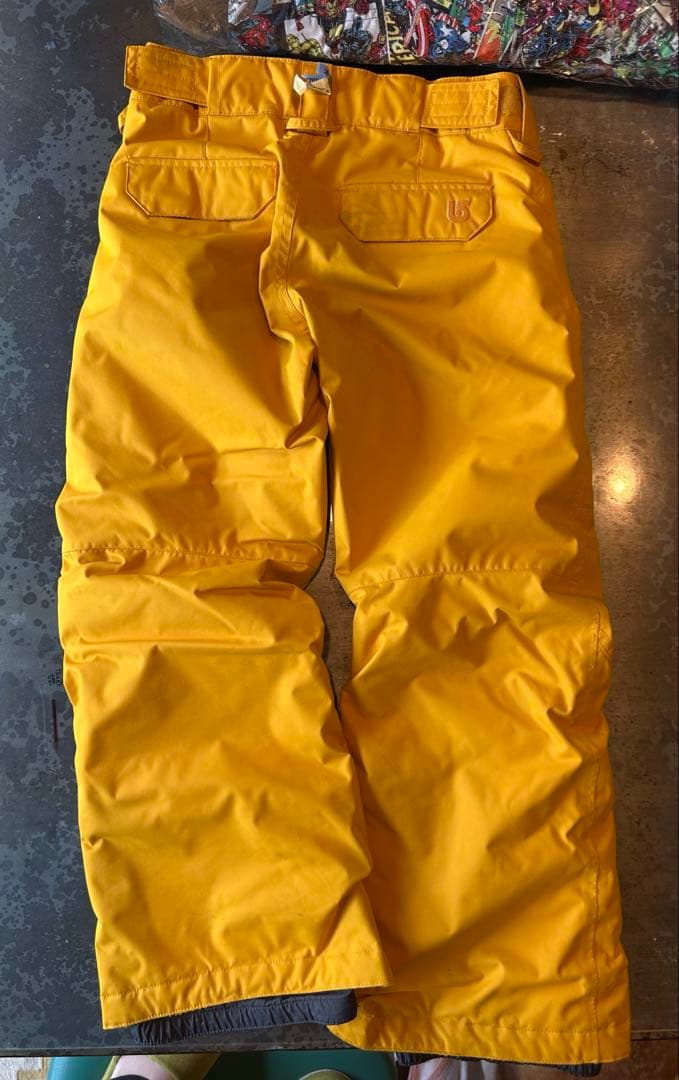 BURTON MARVEL 子ども用スノーボードウェア