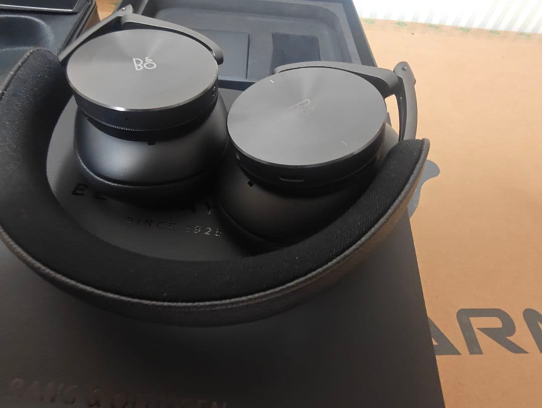 ヘッドホン Bang&Olufsen Beoplay H95