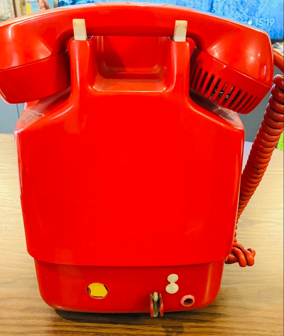 昭和レトロ　赤公衆電話