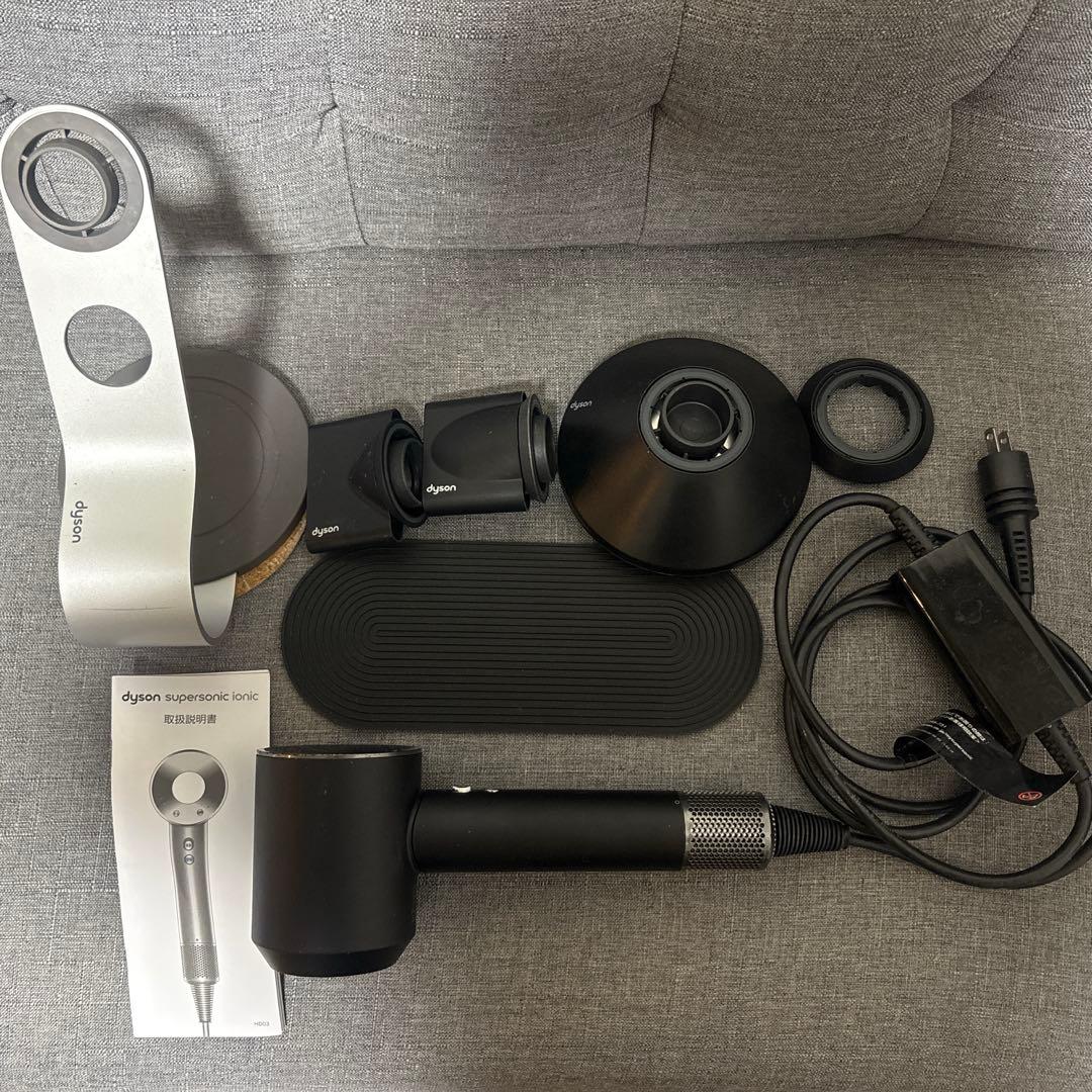 ダイソン　ヘアドライヤー