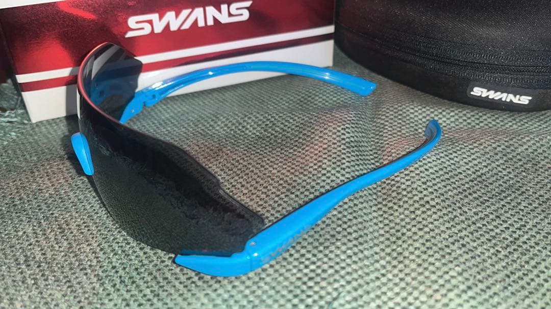 SWANS スポーツサングラス ブラック/ブルー ハードケースのみ付属