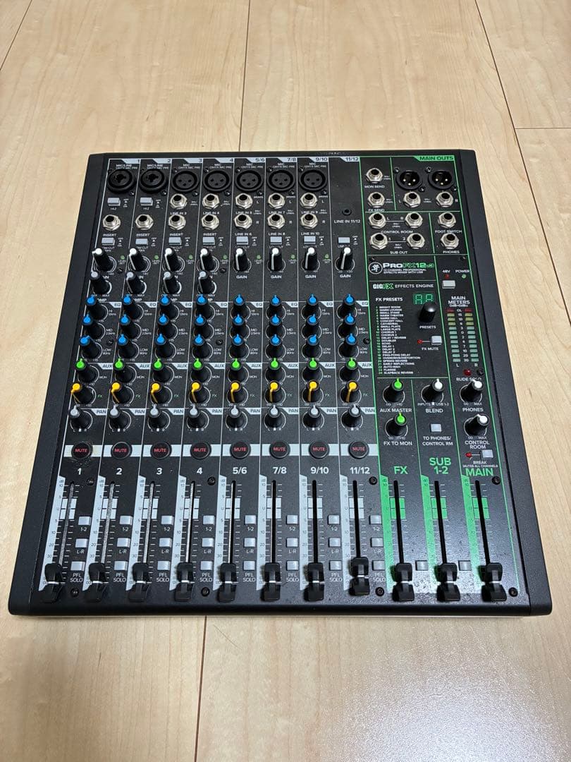 Mackie PROFX12V3 DJミキサー