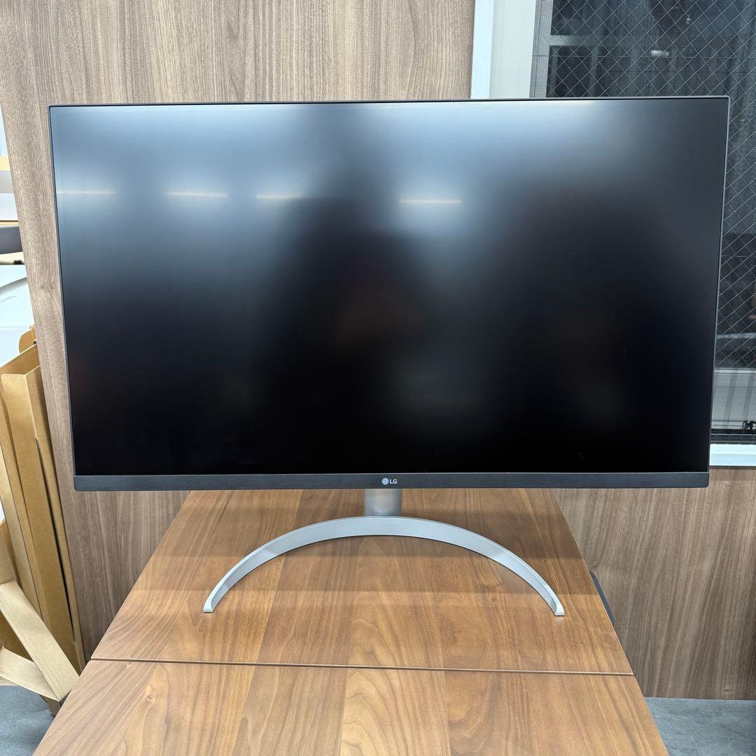 【美品】LG モニター ディスプレイ 31.5インチ(4K)