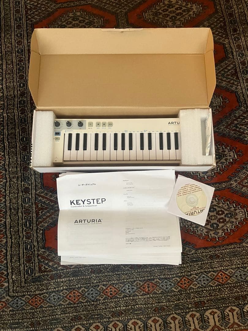 Arturia Keystep MIDIキーボード
