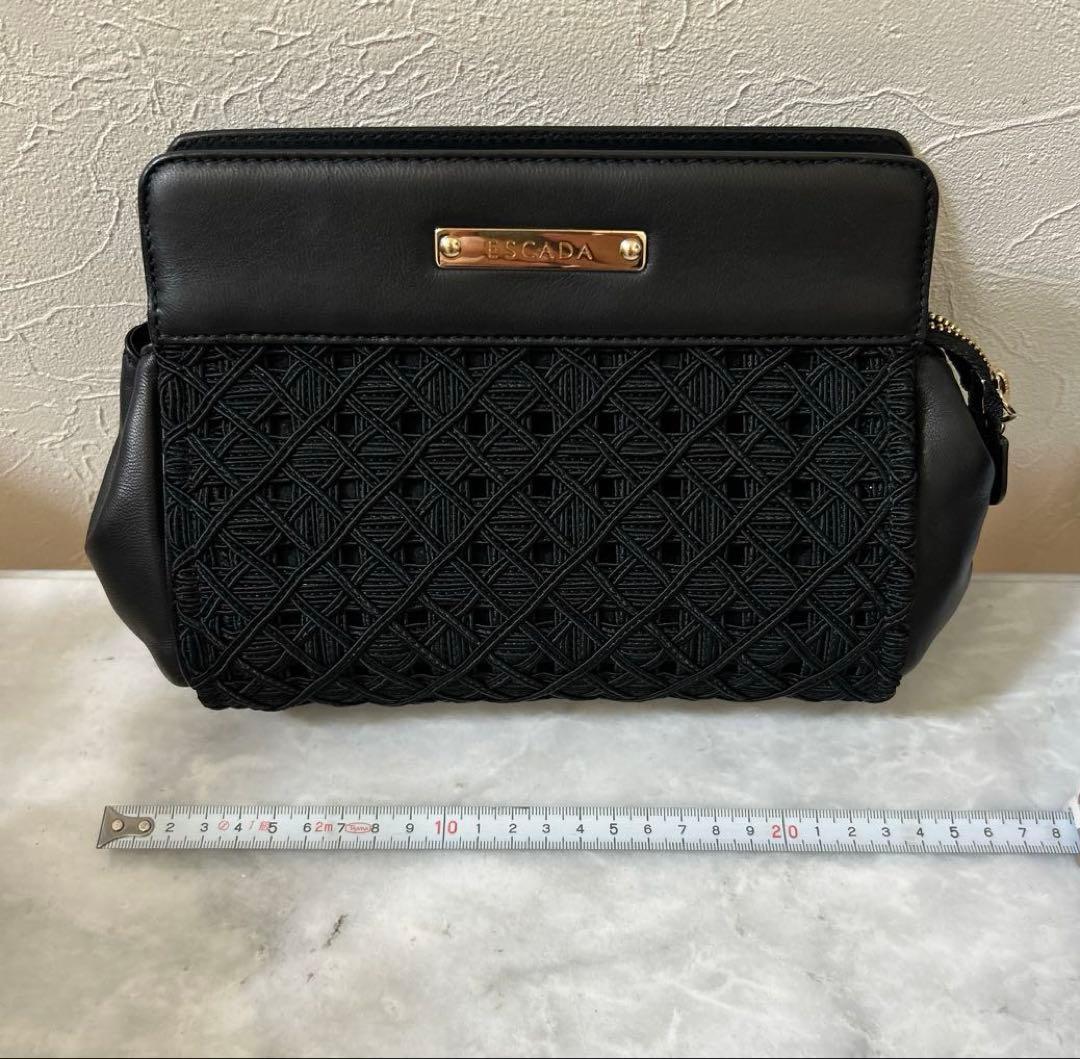 ESCADA エスカーダ　ブラック クラッチバッグ
