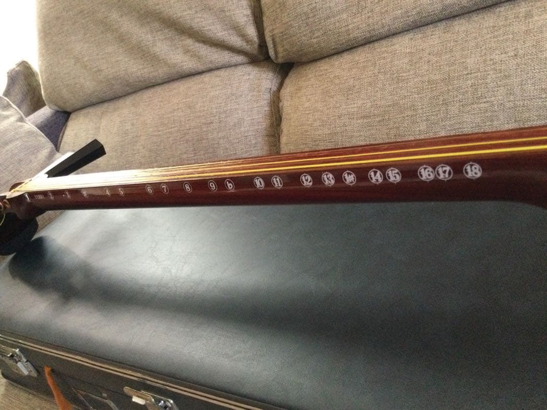 津軽三味線　太棹　ハードケース付