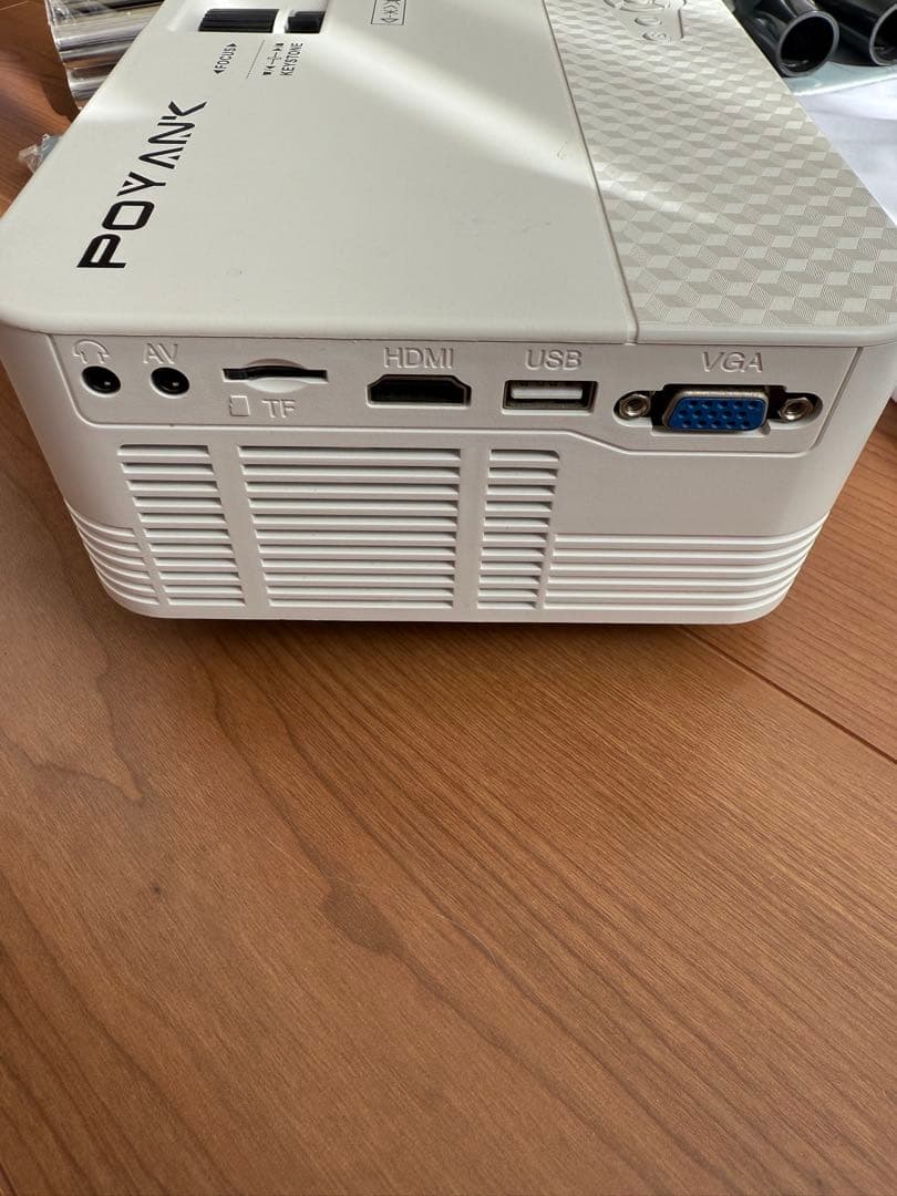 年末処分します！プロジェクター⭐︎スクリーン　セット