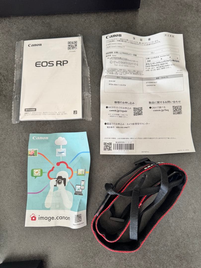 【美品】Canon EOS RP フルサイズ一眼 レンズ未使用 SD64GB付