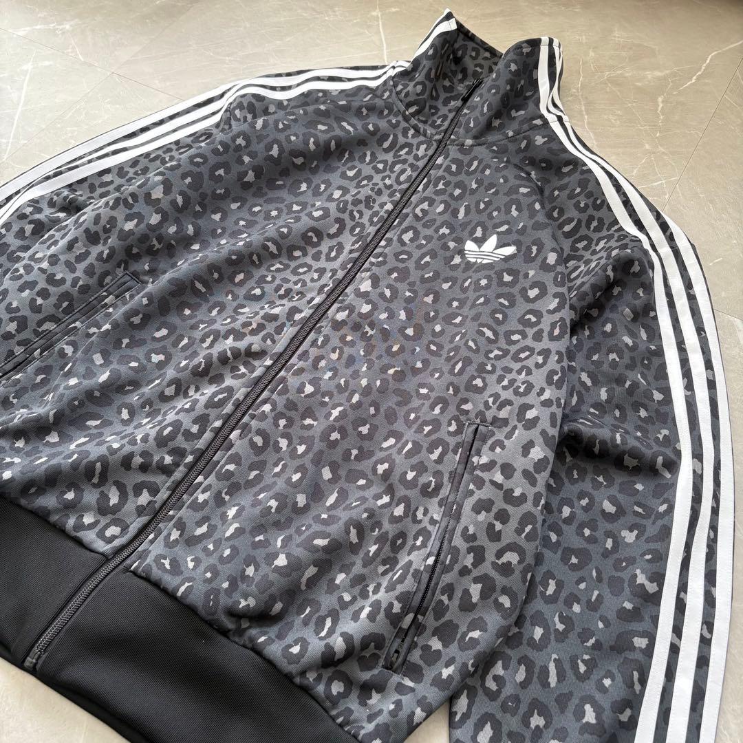 アディダス　オリジナル　トラックジャケット　ジャージ　レオパード　XLサイズ